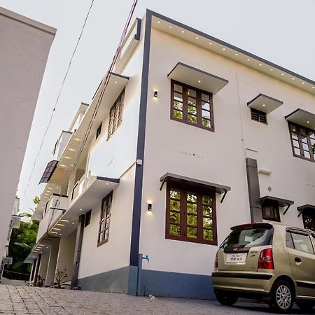 Maison d'hôtes Shimano Square à Varkala Extérieur photo