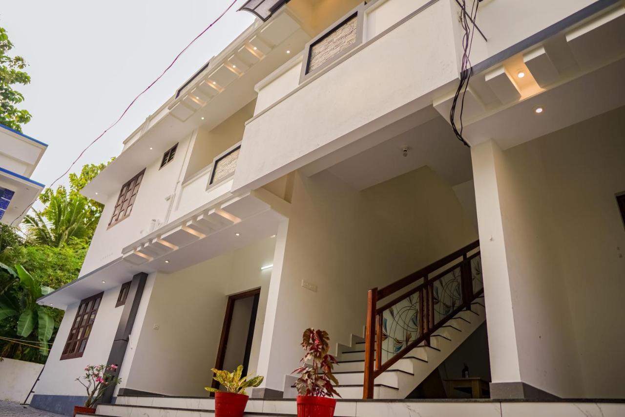 Maison d'hôtes Shimano Square à Varkala Extérieur photo