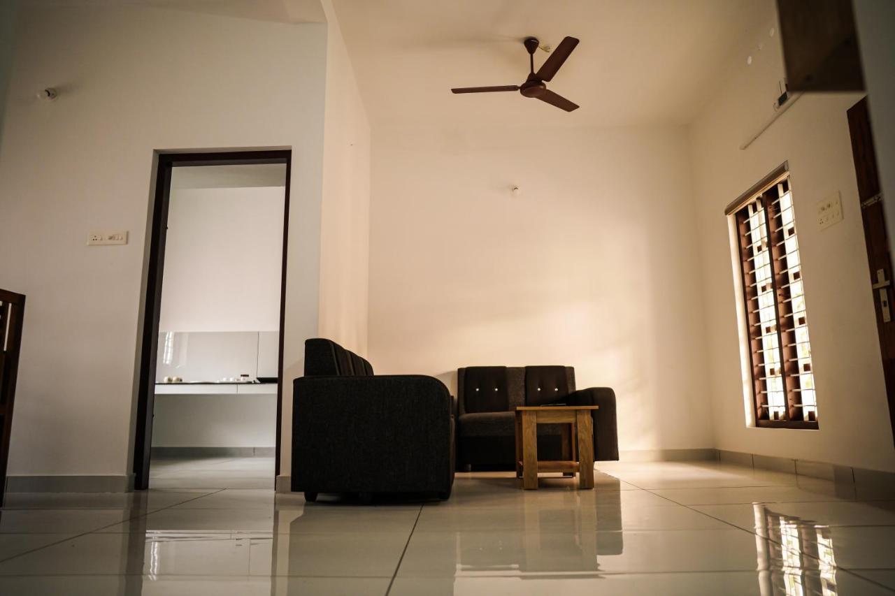 Maison d'hôtes Shimano Square à Varkala Extérieur photo