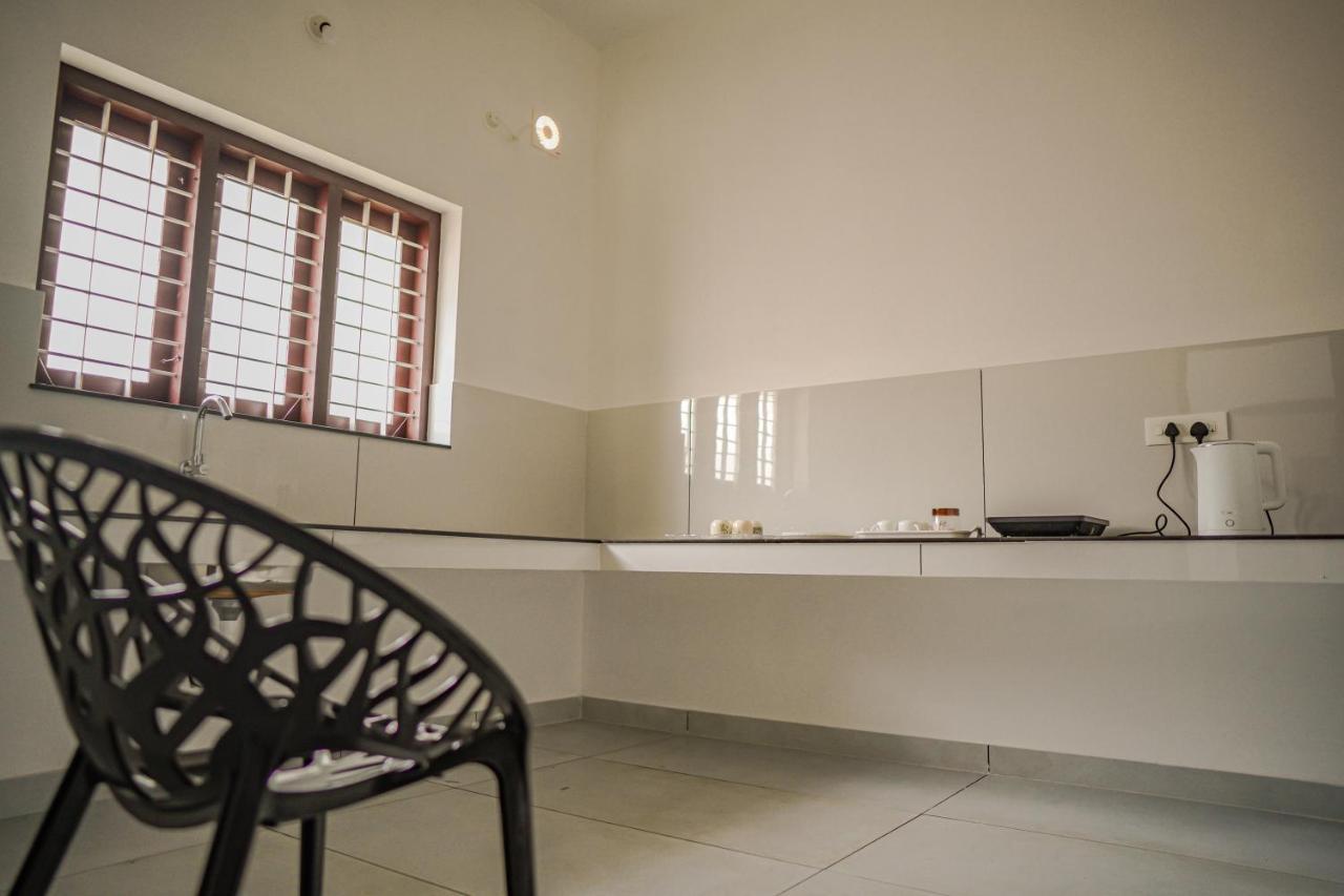 Maison d'hôtes Shimano Square à Varkala Extérieur photo