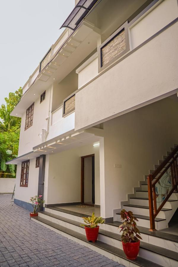 Maison d'hôtes Shimano Square à Varkala Extérieur photo